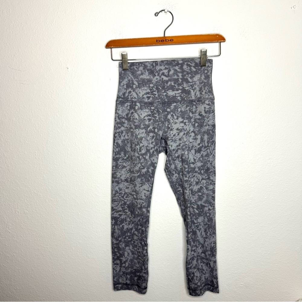 Lululemon 21" Summer Shade Ice Grey Multi Align Crop‎ Leggings